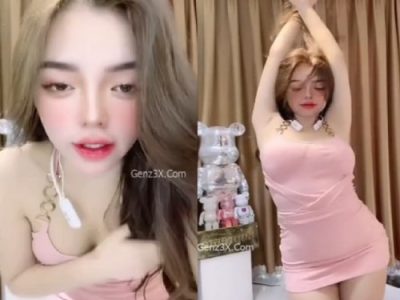 Hot Tiktoker Na Thỏ nhún nhảy cực dâm show boddy nuột